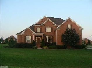 7558 Haw Mdws, Stokesdale, NC 27284