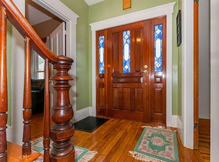 26 Wright St, Stoneham, MA 02180