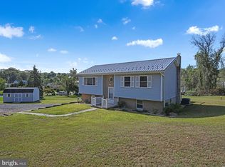 1712 Sitting Bull Dr, Auburn, PA 17922