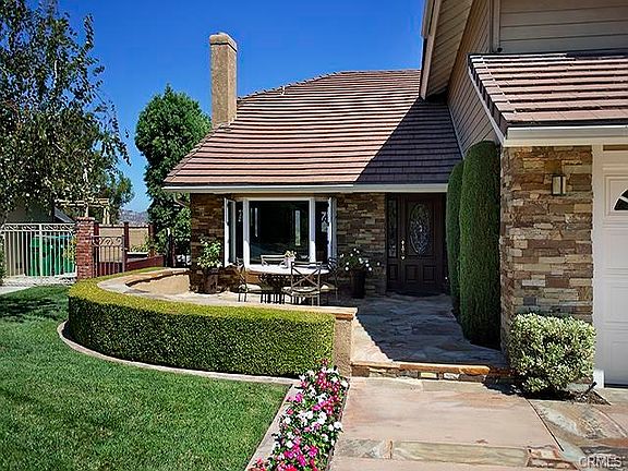 2nd image of 9722 Willow Glenn Cir