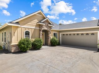 504 S Whisperwood Way, Boise, ID 83709