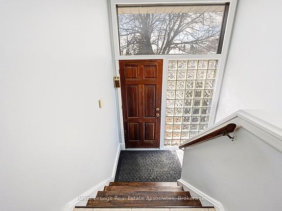 4th image of 8 Caulfield Rd