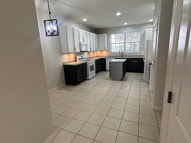 329 Nautica Mile Dr — Photo 3