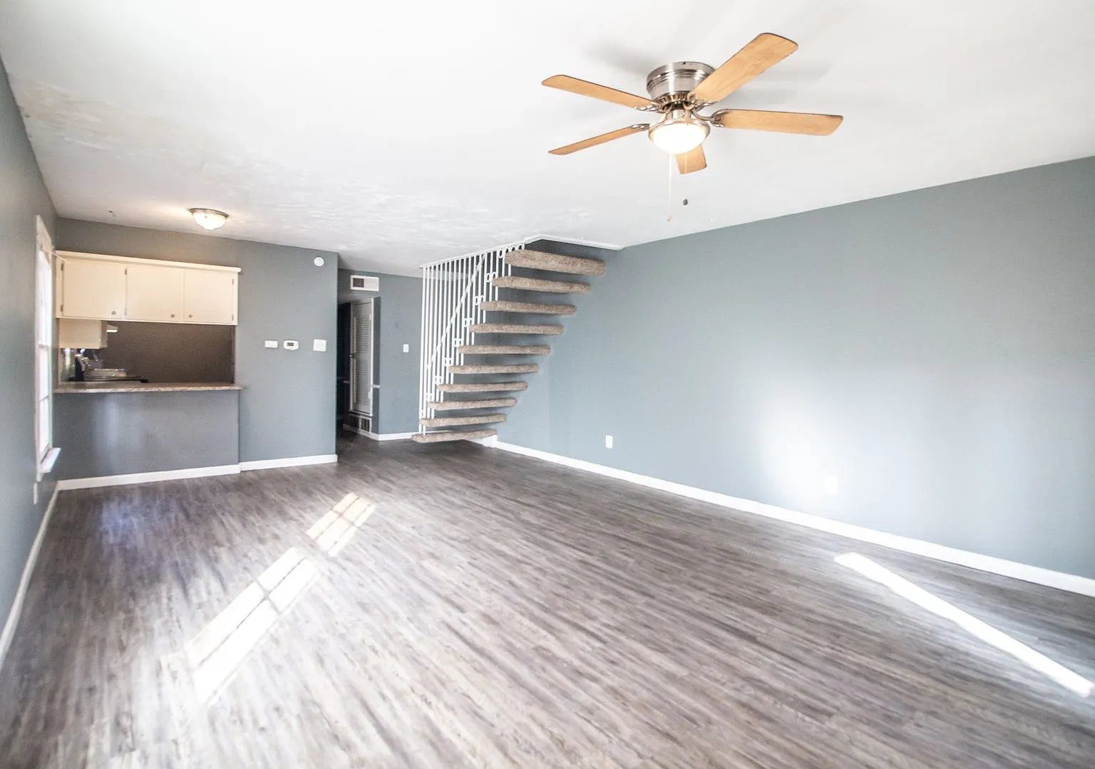 CK 2105 49th Street — Photo 1