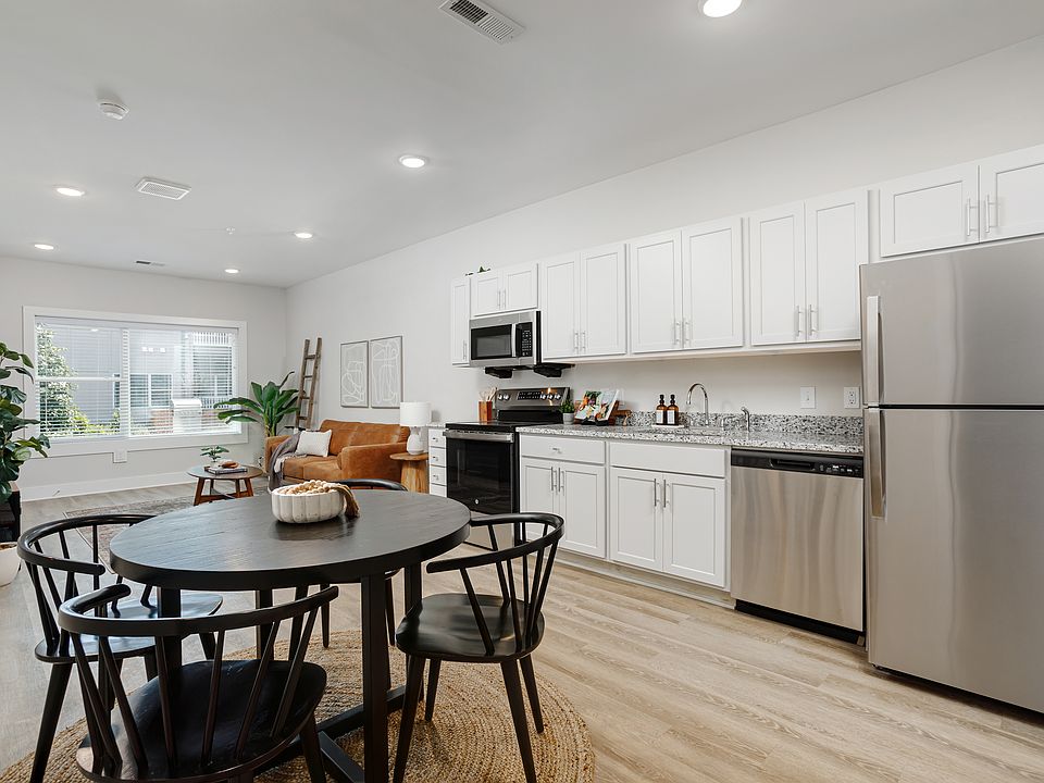 1st image of 405 S 4th St #0B-1Ba-538Sqft