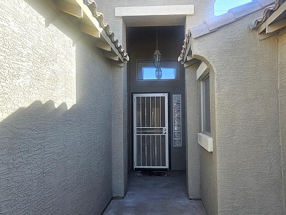 3rd image of 21943 N DIETZ Drive