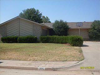 1st image of 105 W Parkland Dr