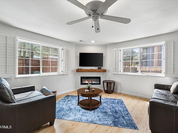 3rd image of 17195 Sequoia Drive