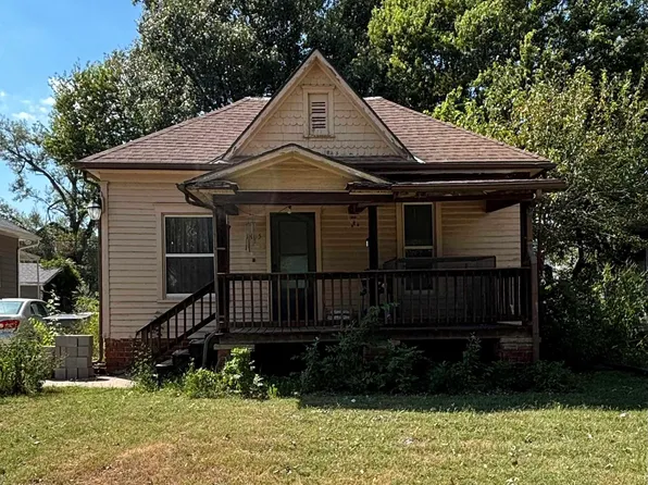 1105 Exchange St, Emporia, KS 66801