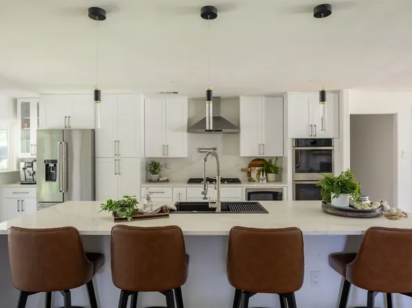 4115 Calculus Dr, Dallas, TX 75244