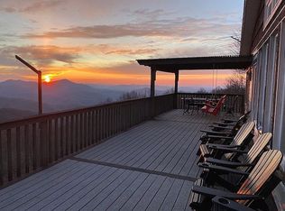 490 Pack Hill Rd, Blowing Rock, NC 28605