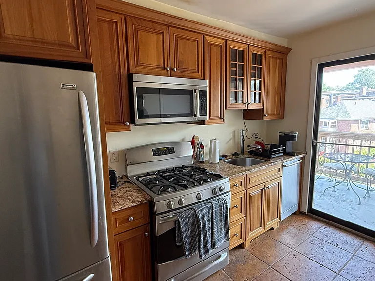 1734 Commonwealth Ave #7 — Photo 13