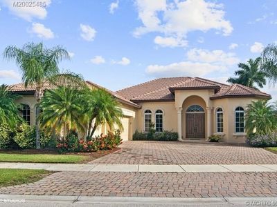 812 Saint Julien Ct, Port Saint Lucie, FL, 34986