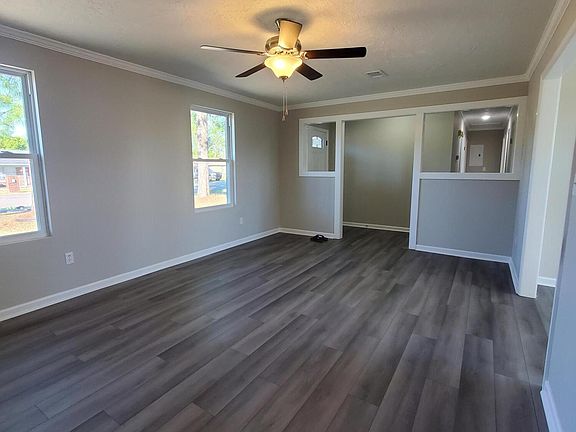 5th image of 3819 Fairington Dr. Drive