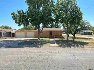 1516 Austin St, Colorado City, TX 79512