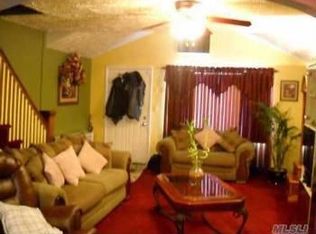 9404 129th St, South Richmond Hill, NY 11419