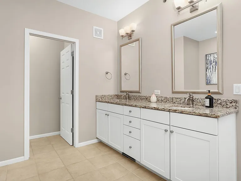 17710 Valley Cove Ct — Photo 15