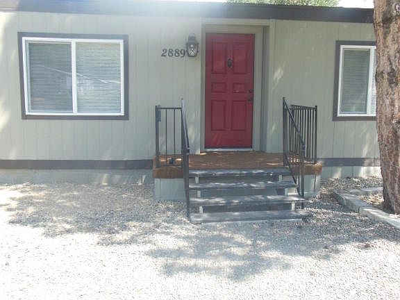 3rd image of 2889 N Queen St
