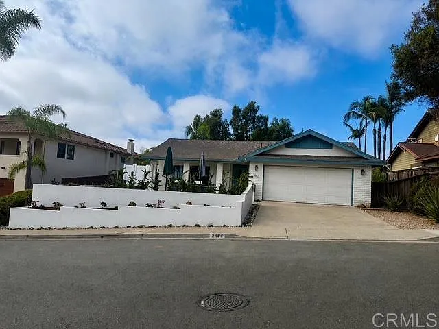 2462 Lozana Rd — Photo 25
