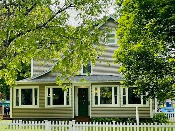 127 Carson Ave, Dalton, MA 01226