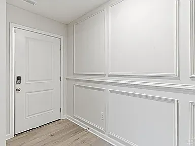 5049 Lakeview Dr — Photo 8