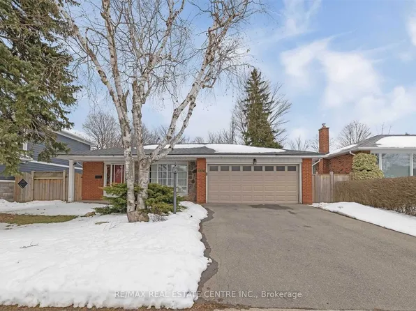 1172 Queens Ave, Oakville, ON L6H 2B5