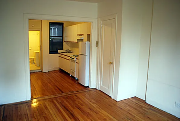 Rented by Geoffrey Stevens Realty | media 14