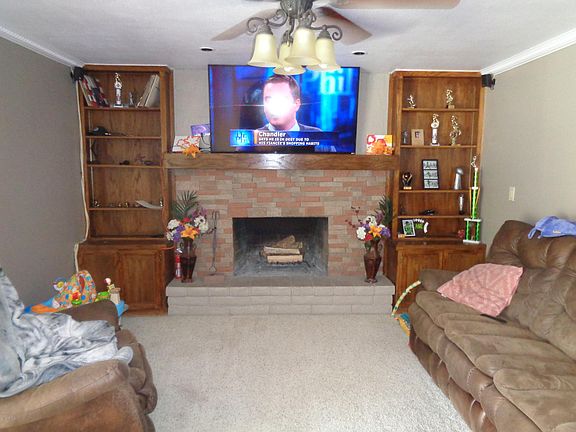 2nd image of 2613 S Westwood