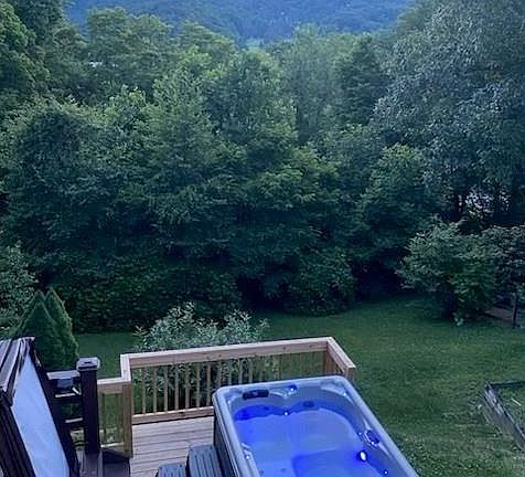 2nd image of 102 Sanctuary Rd