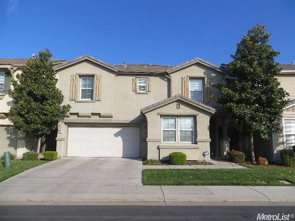 1st image of 3215 Golden Poppy Dr