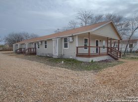 2702 Observation Dr