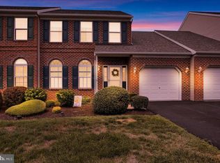 6 Bancroft Ter, Shillington, PA 19607