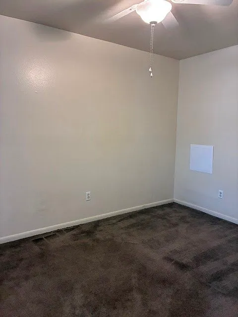 711 W King Ave — Photo 3