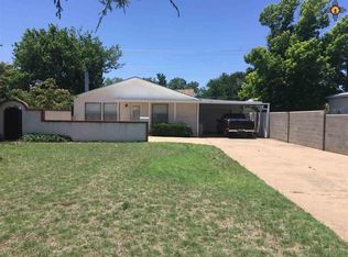914 S Abilene Ave, Portales, NM 88130