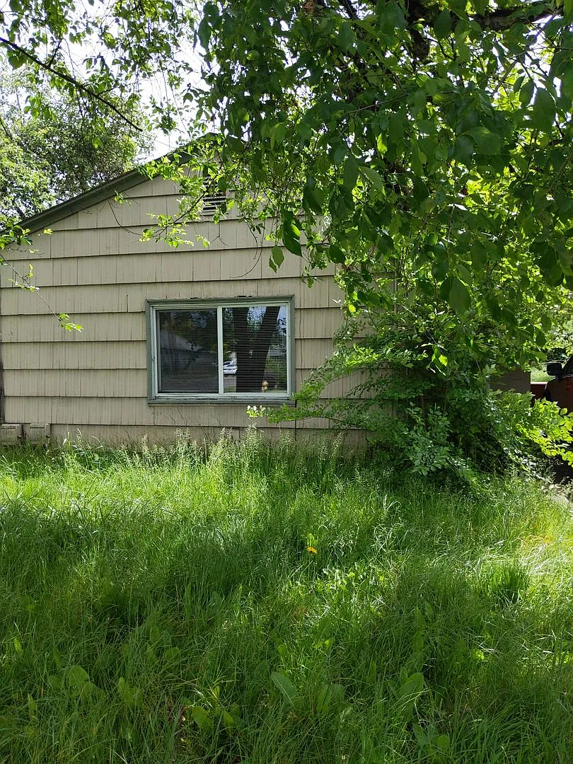 2903 High St photo 1