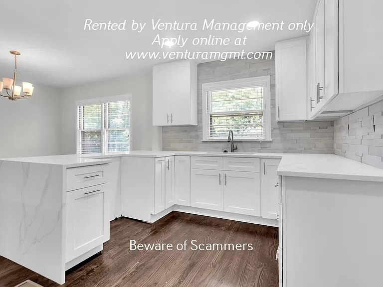 2819 Clifton Church Rd — Photo 5