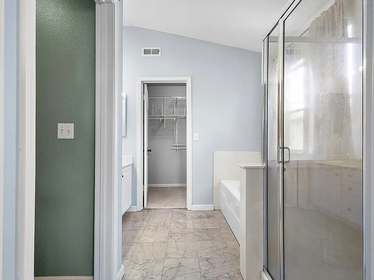 1 Challen Ct — Photo 14