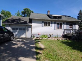 87 S Main St, Elkton, MI 48731