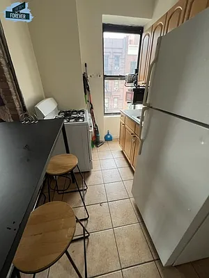 Rented by Fifth & Forever LLC | media 54