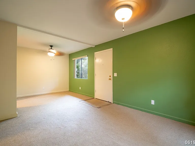 77 Karsten Dr #26C — Photo 7