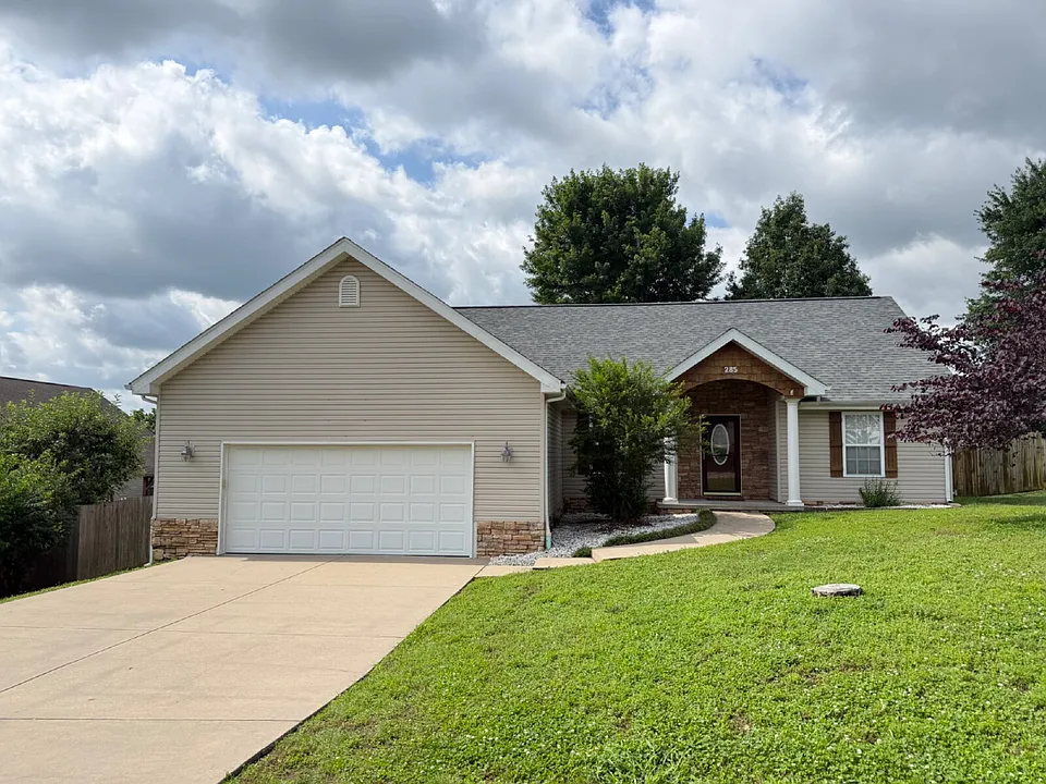 285 Willowbrooke
