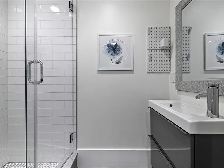 64 Atherton Rd #1 — Photo 12