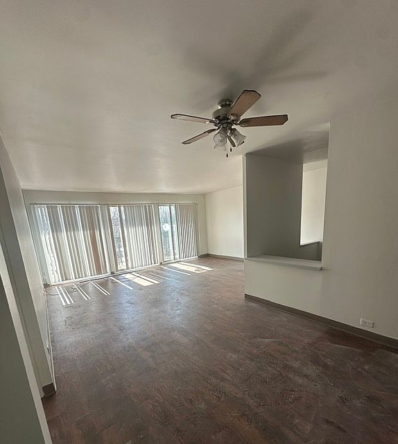1st image of 111 Sycamore Dr APT 102