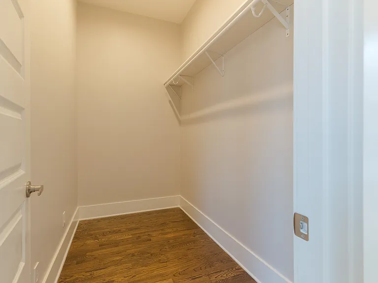 1544 Court Ave #3 — Photo 5