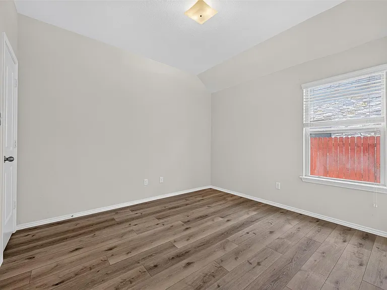 141 Vermilion Marble Trl — Photo 20