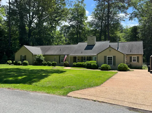 3 Langhorne Rd, Newport News, VA 23606
