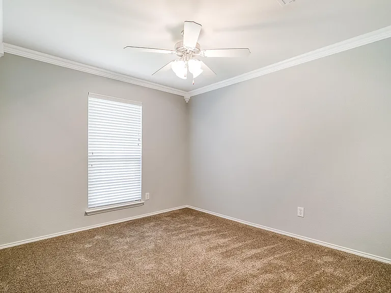 228 Meadow View Ln — Photo 21