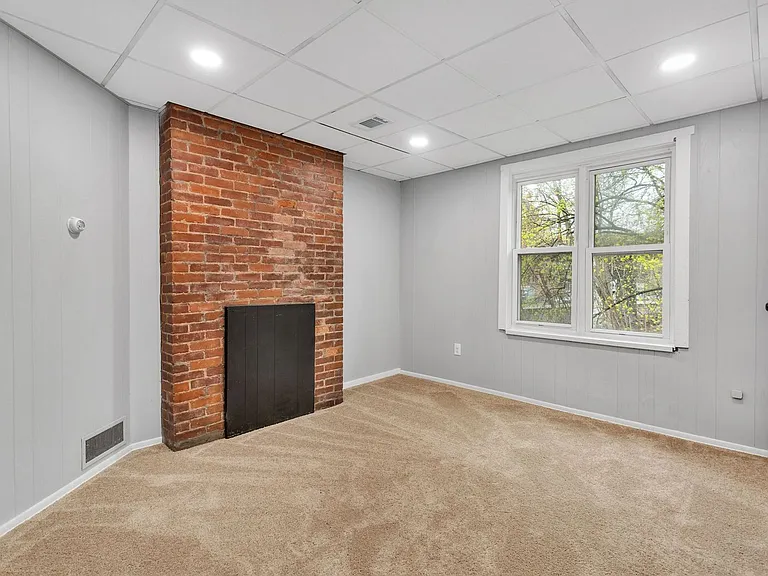 5419 Potter St — Photo 18