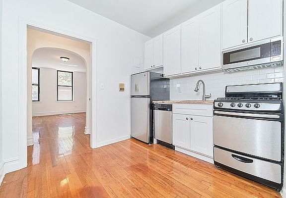 3rd image of 421 E 80th St APT 2A
