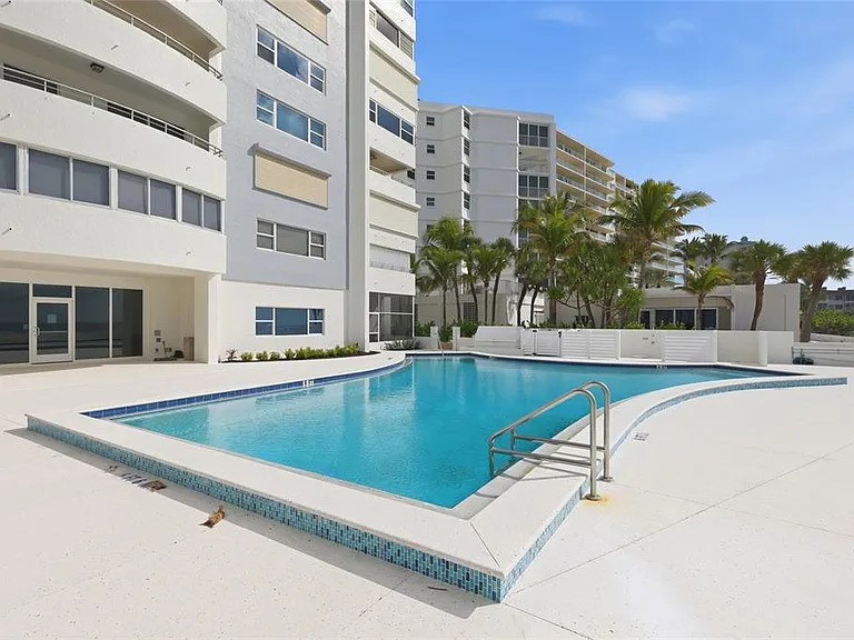 1750 Benjamin Franklin Dr #9B — Photo 34